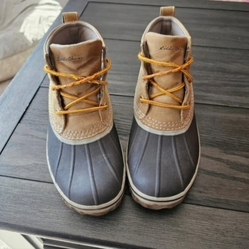 Eddie Bauer Women's Hunt Pac Mid Boots.